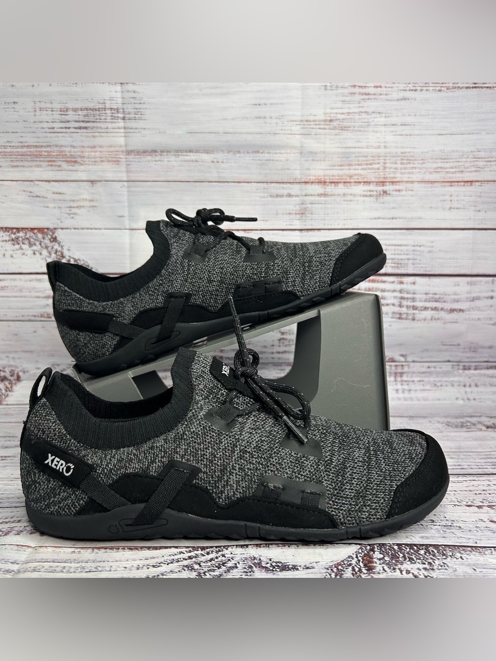 Xero Oswego Black Barefoot Minimalist Running Gray Shoes Women’s Size 10